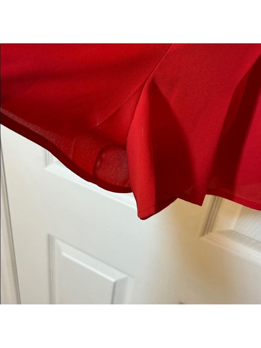 Aritzia Sunday Best Westley flame scarlet red shorts missing belt size 4 - Picture 6 of 9